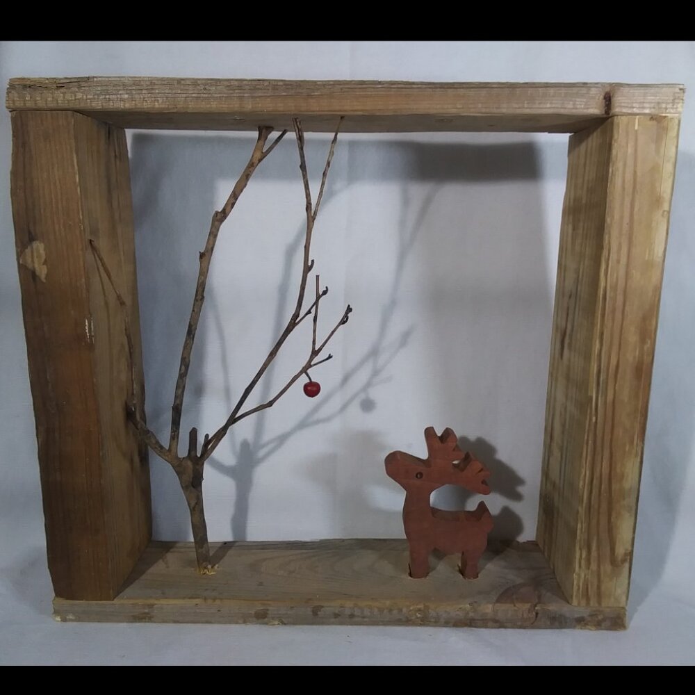 Deer and Apple Décor